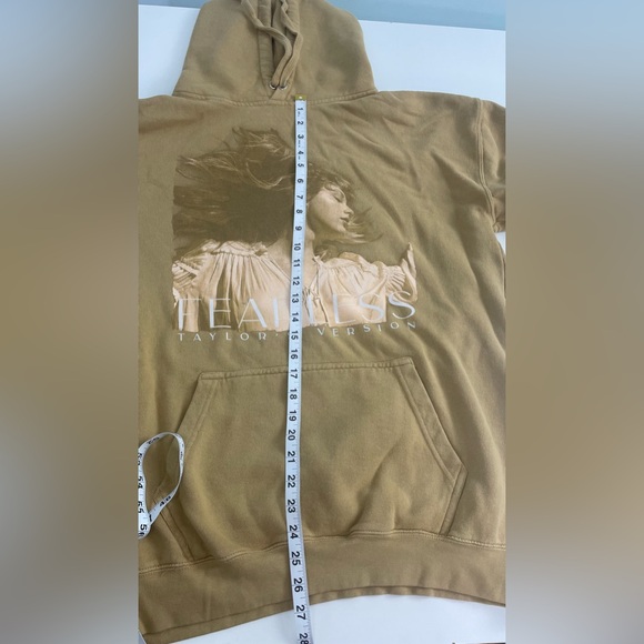 Taylor Swift Fearless Album Cover Hoodie Medium - Picture 4 of 7